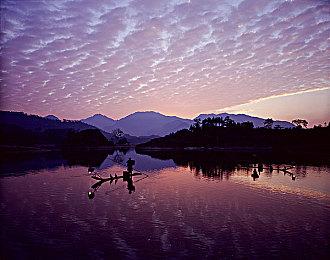 万代逼迫中国选手弃赛后续：向中国玩家道歉 更改规则允许参赛